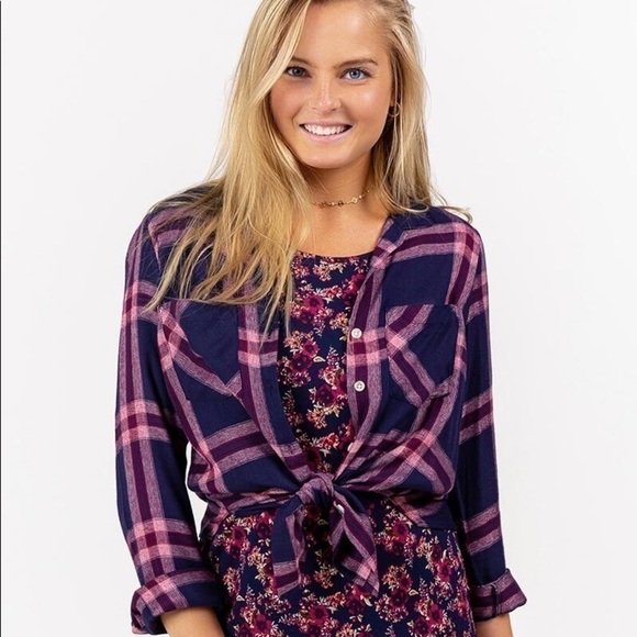 New Francesca’s Alisha Plaid Button Down Top - Picture 2 of 11